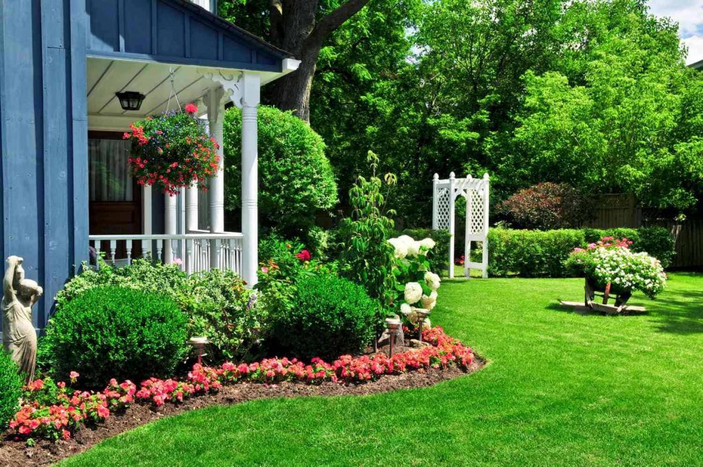 Home-Hearted Landscaping Simple Ways to Add Charm & Comfort